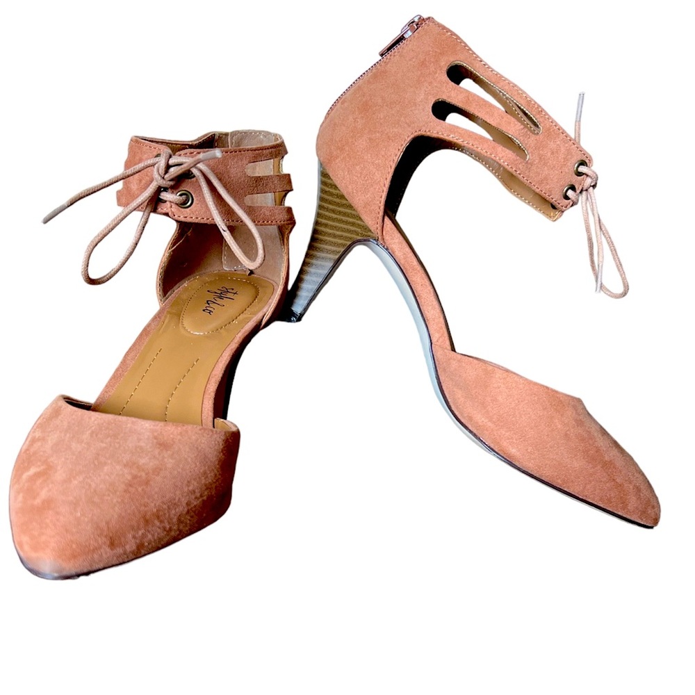 Style & Co Blush Suede Pump with ankle ties & heel zippers - 9M